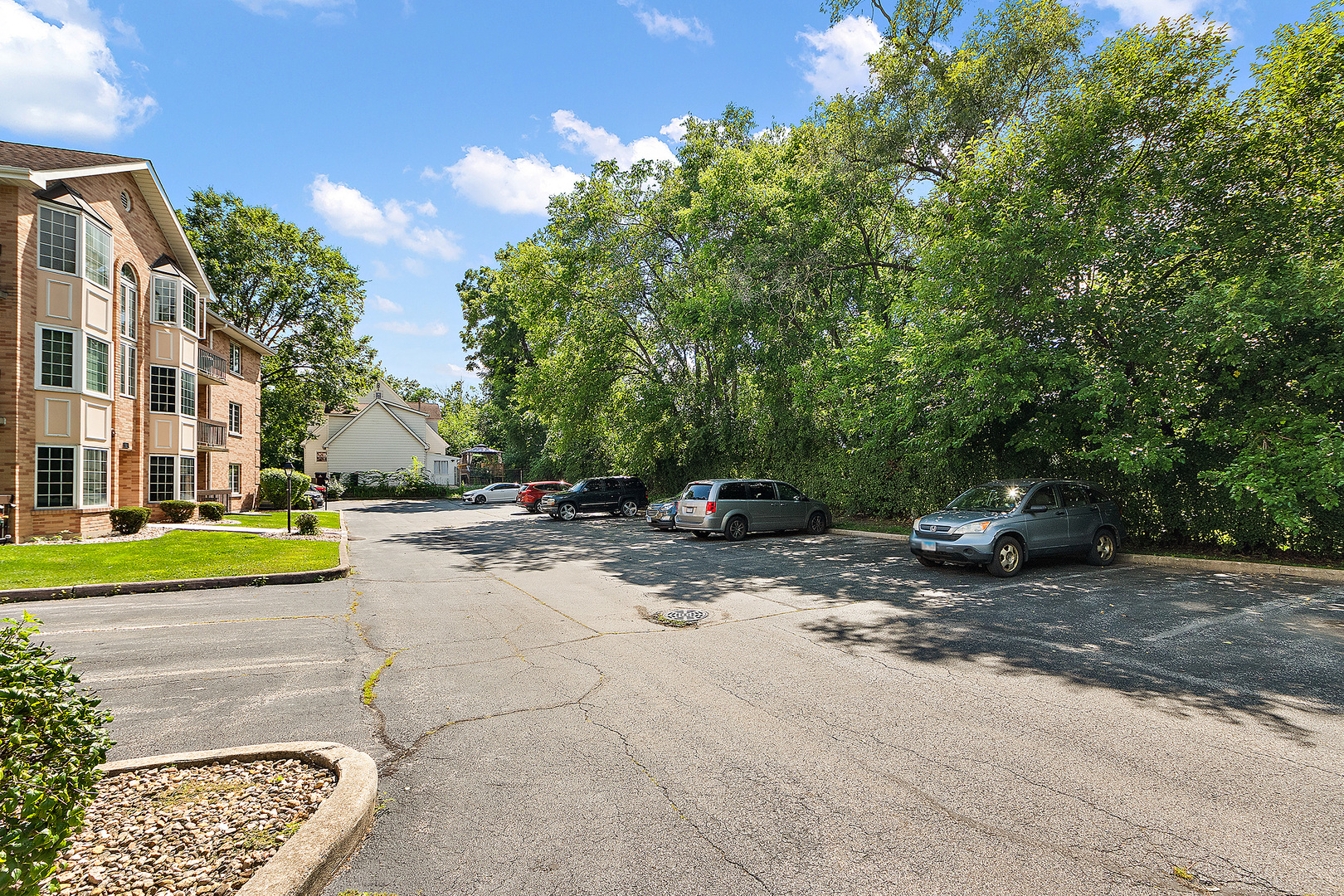 2161 Oak Road #2C, Homewood, IL 60430