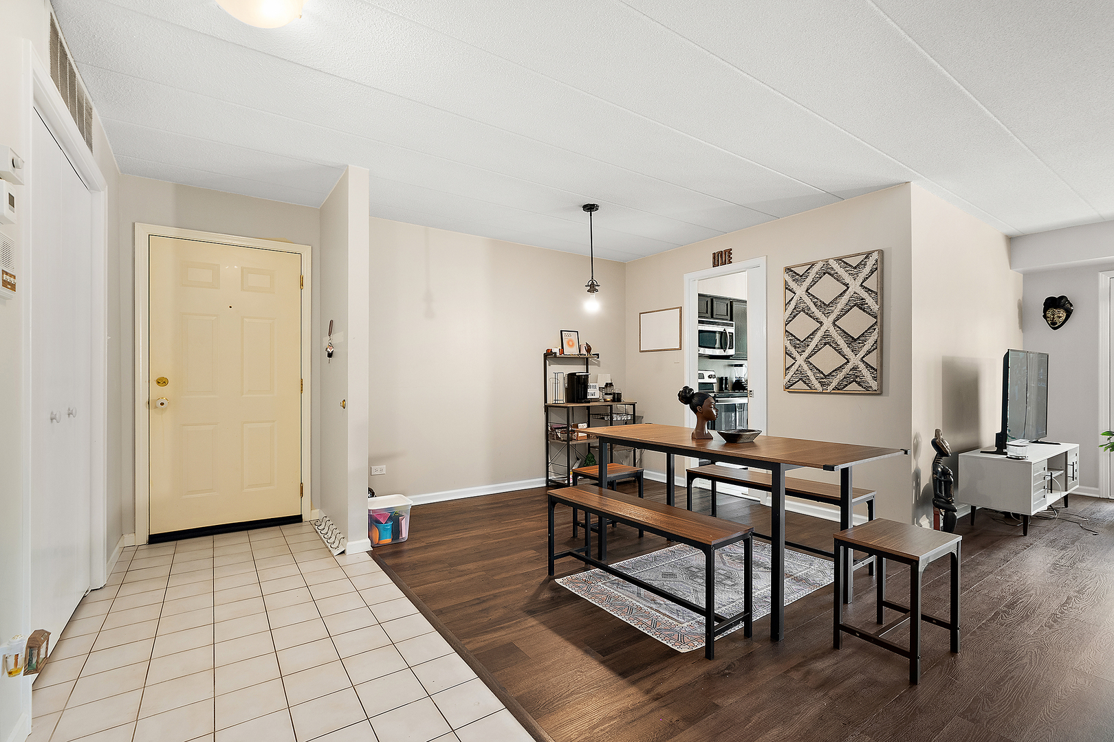 2161 Oak Road #2C, Homewood, IL 60430