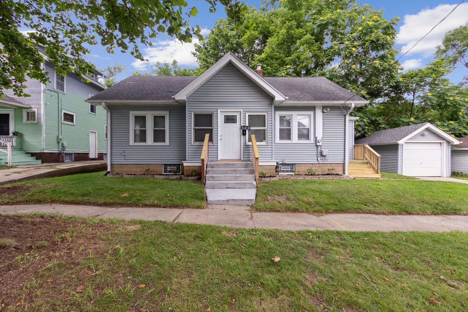 422 Miriam Avenue, Rockford, IL 61101