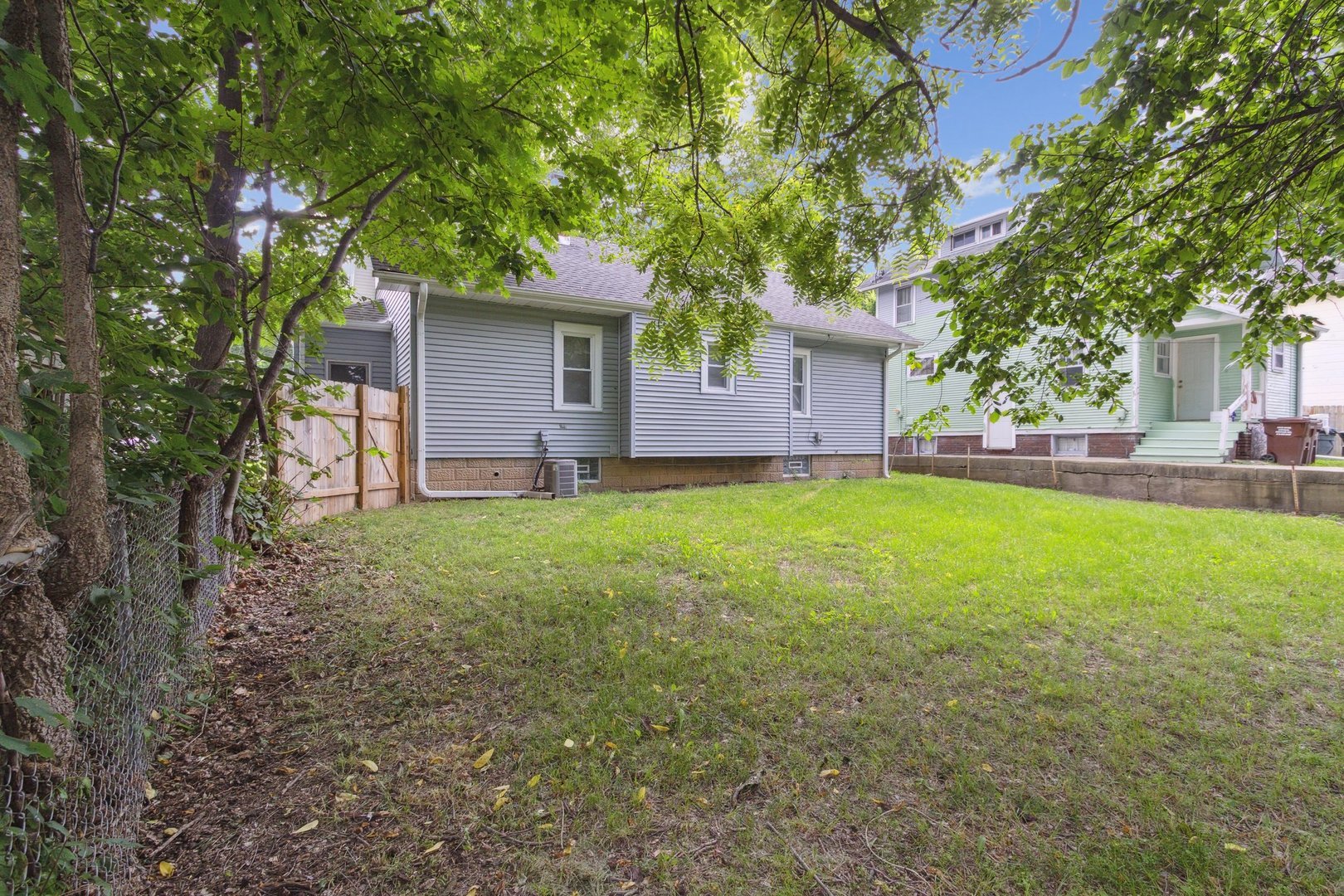 422 Miriam Avenue, Rockford, IL 61101