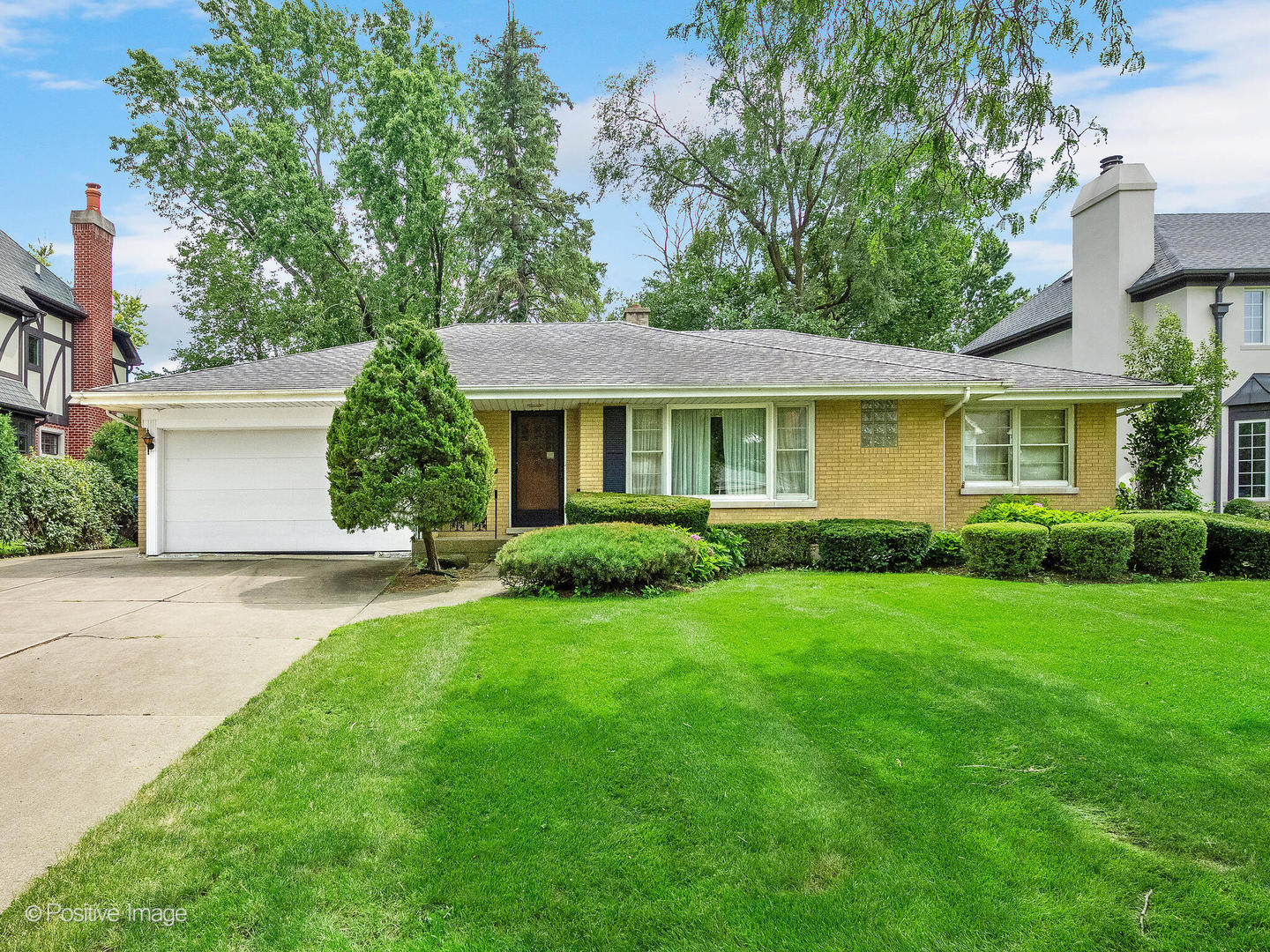 363 Ruby Street, Clarendon Hills, IL 60514