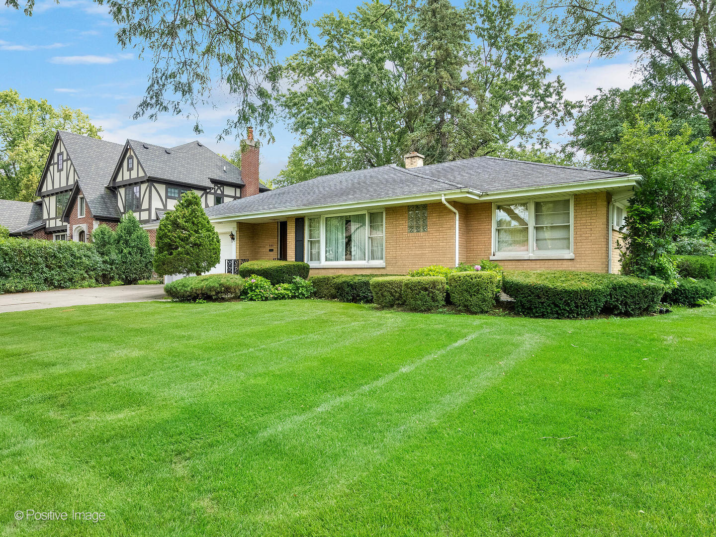 363 Ruby Street, Clarendon Hills, IL 60514