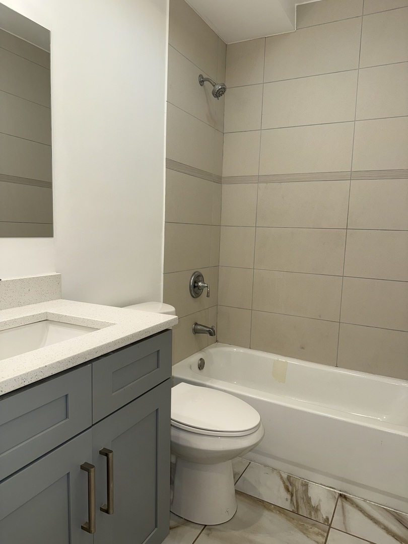 2731 S Homan Avenue #G, Chicago, IL 60623