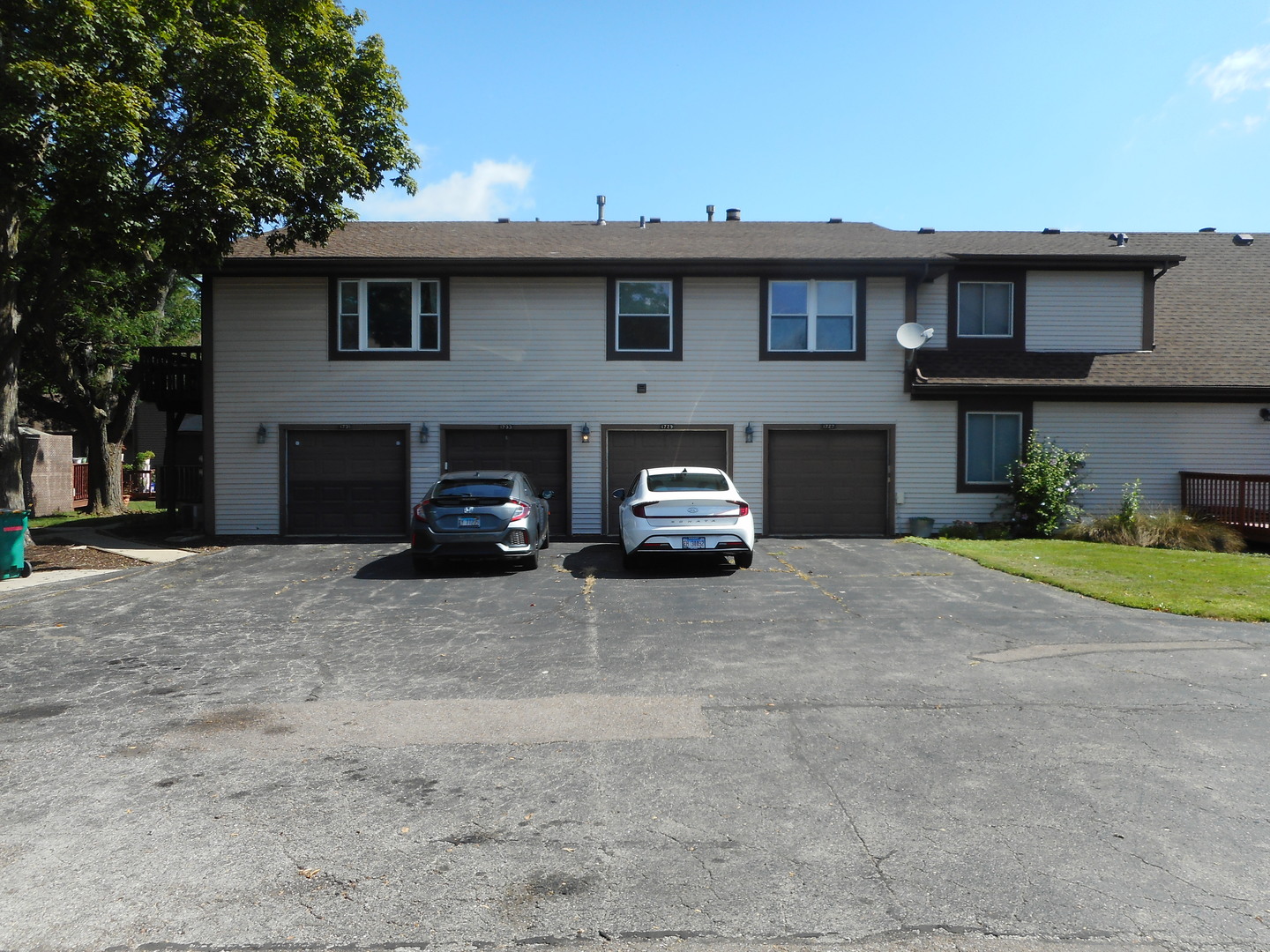 1729 Raintree Court #1729, Sycamore, IL 60178