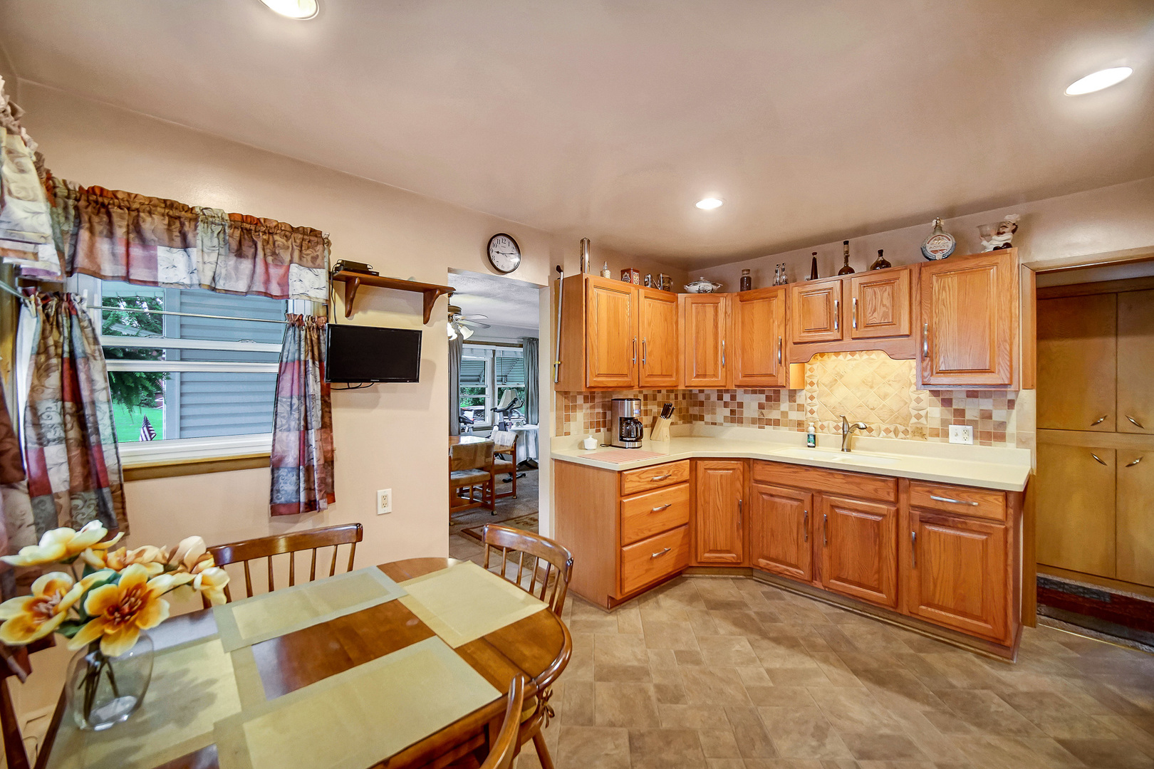 741 Elliott Street, Beecher, IL 60401