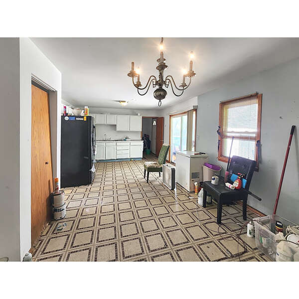 627 Francis Street, Joliet, IL 60432