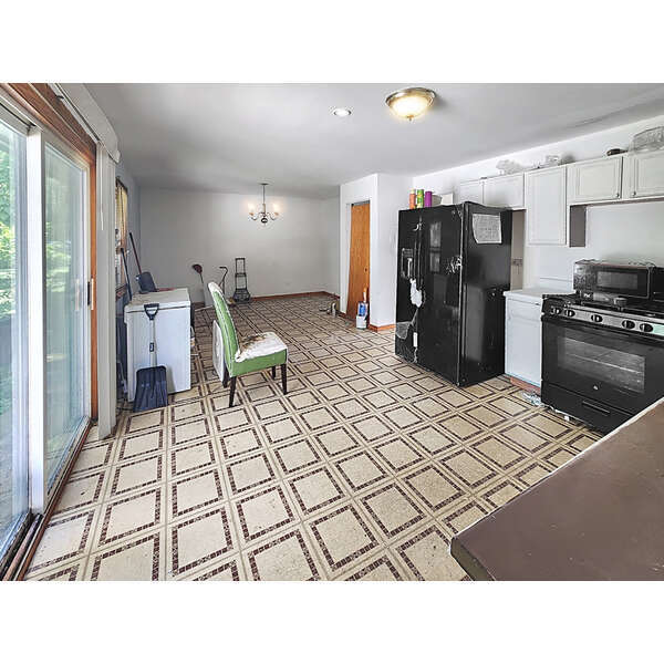 627 Francis Street, Joliet, IL 60432
