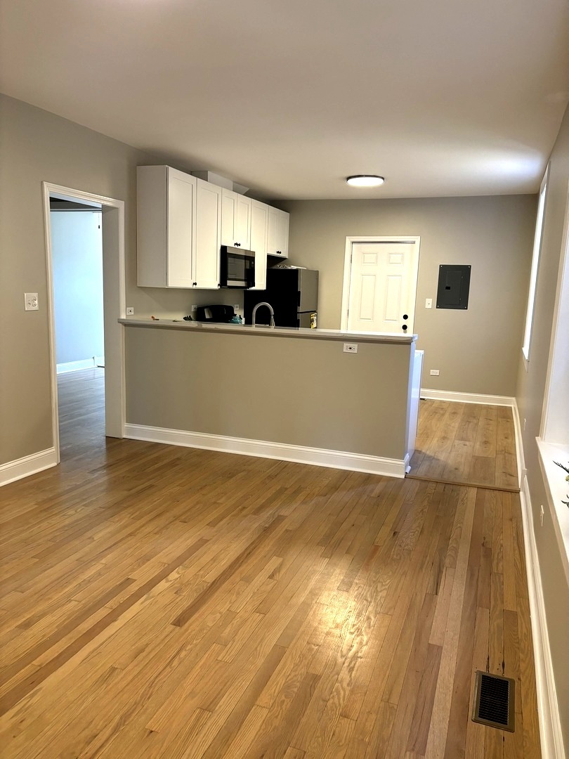 4741 N Keating Avenue, Chicago, IL 60630