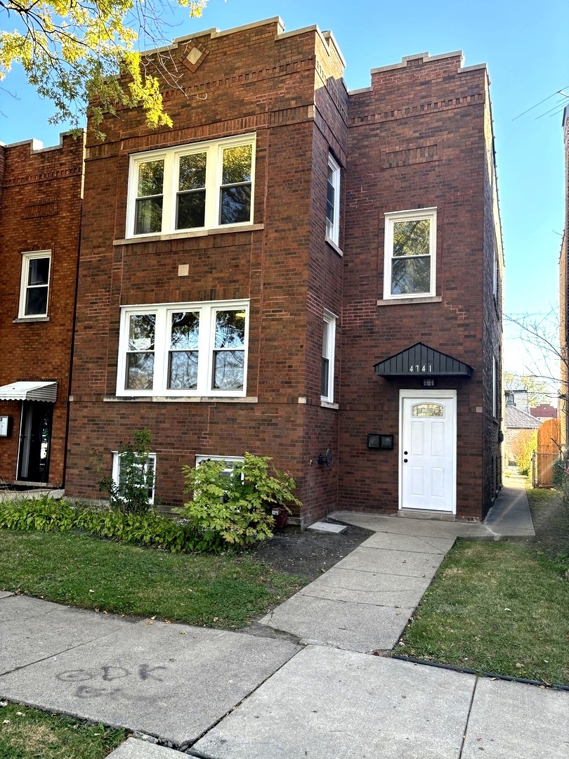 4741 N Keating Avenue, Chicago, IL 60630