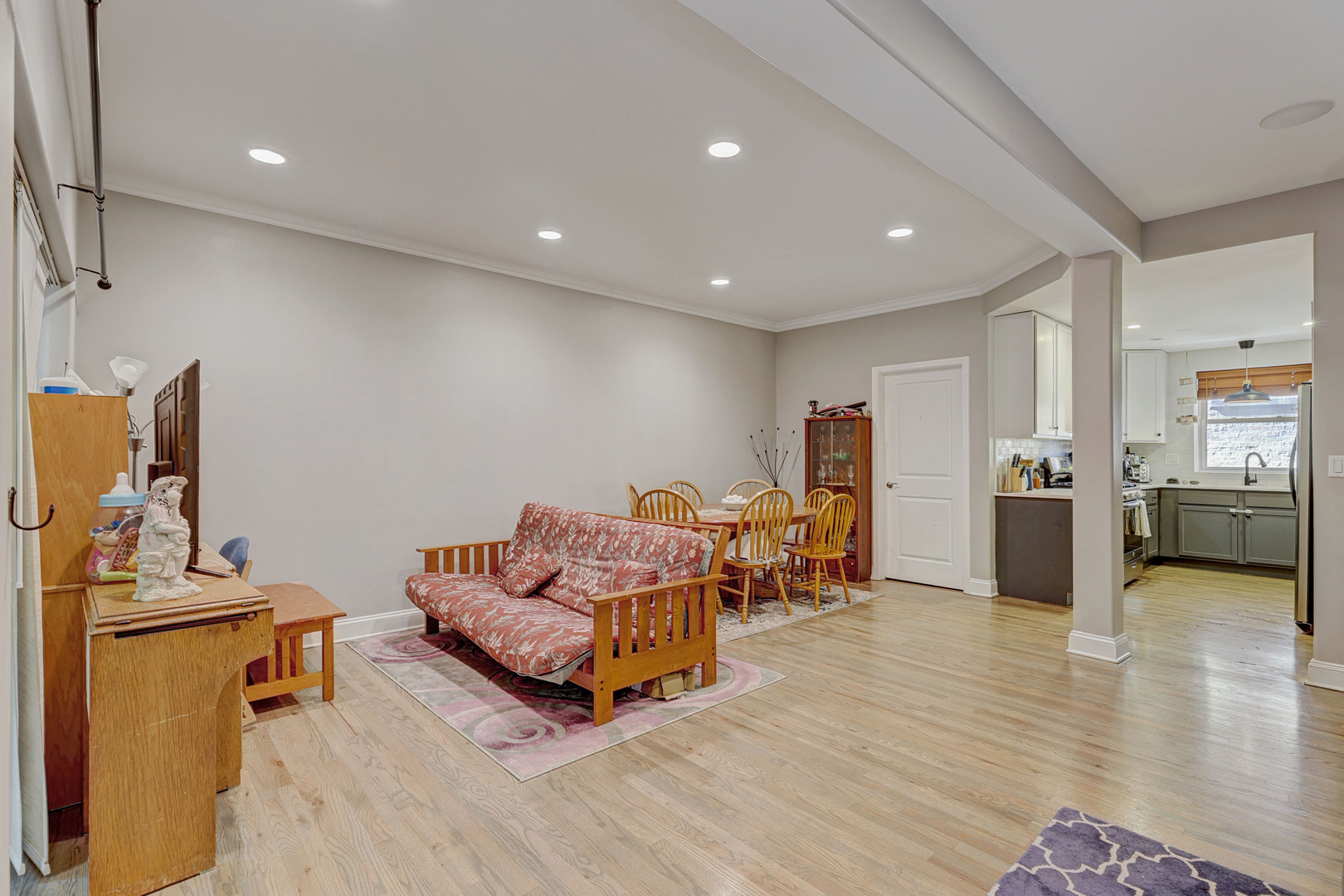 6620 N Ashland Avenue #1, Chicago, IL 60626