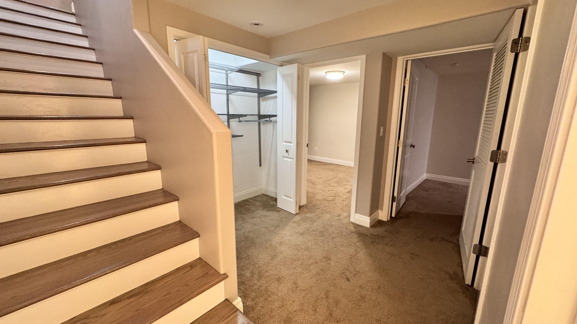 6620 N Ashland Avenue #1, Chicago, IL 60626