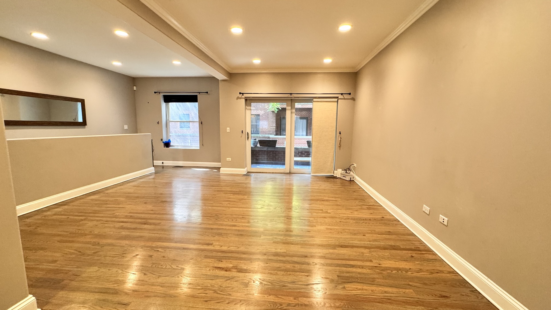 6620 N Ashland Avenue #1, Chicago, IL 60626