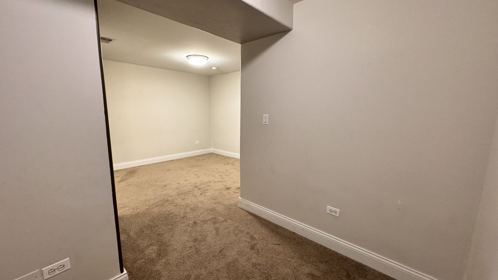 6620 N Ashland Avenue #1, Chicago, IL 60626