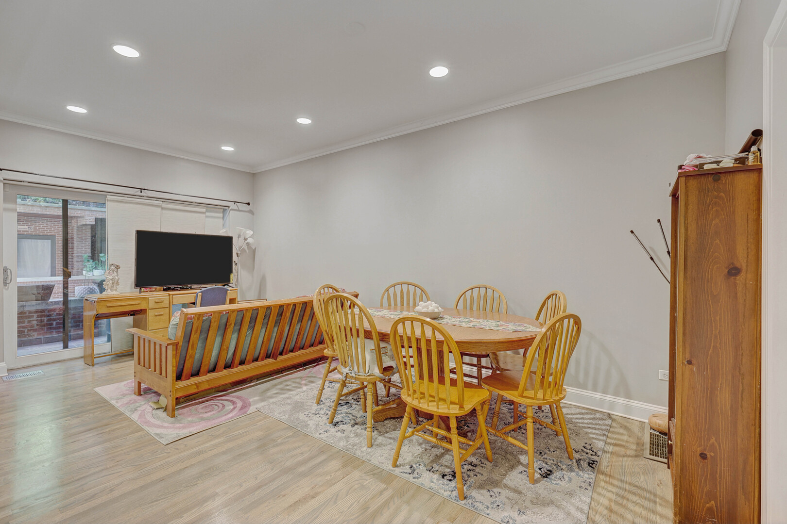 6620 N Ashland Avenue #1, Chicago, IL 60626