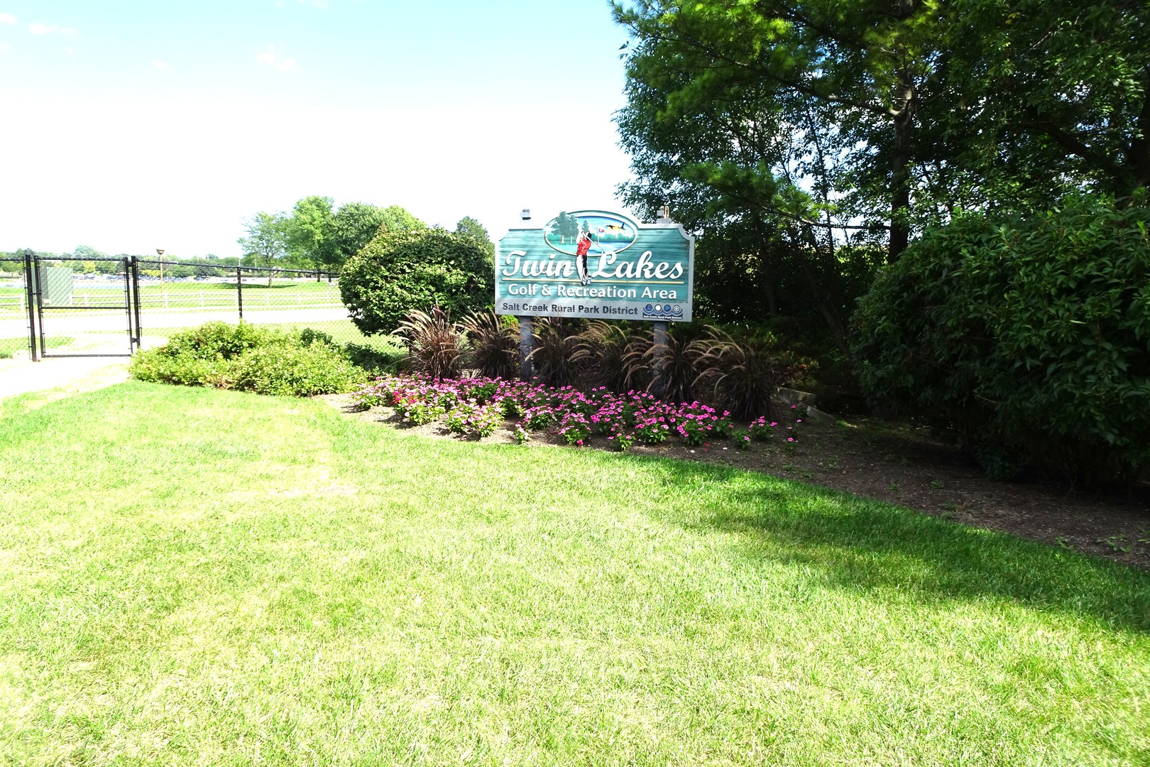 945 E Kenilworth Avenue #429, Palatine, IL 60074