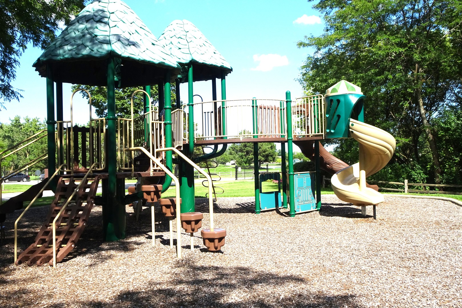 945 E Kenilworth Avenue #429, Palatine, IL 60074