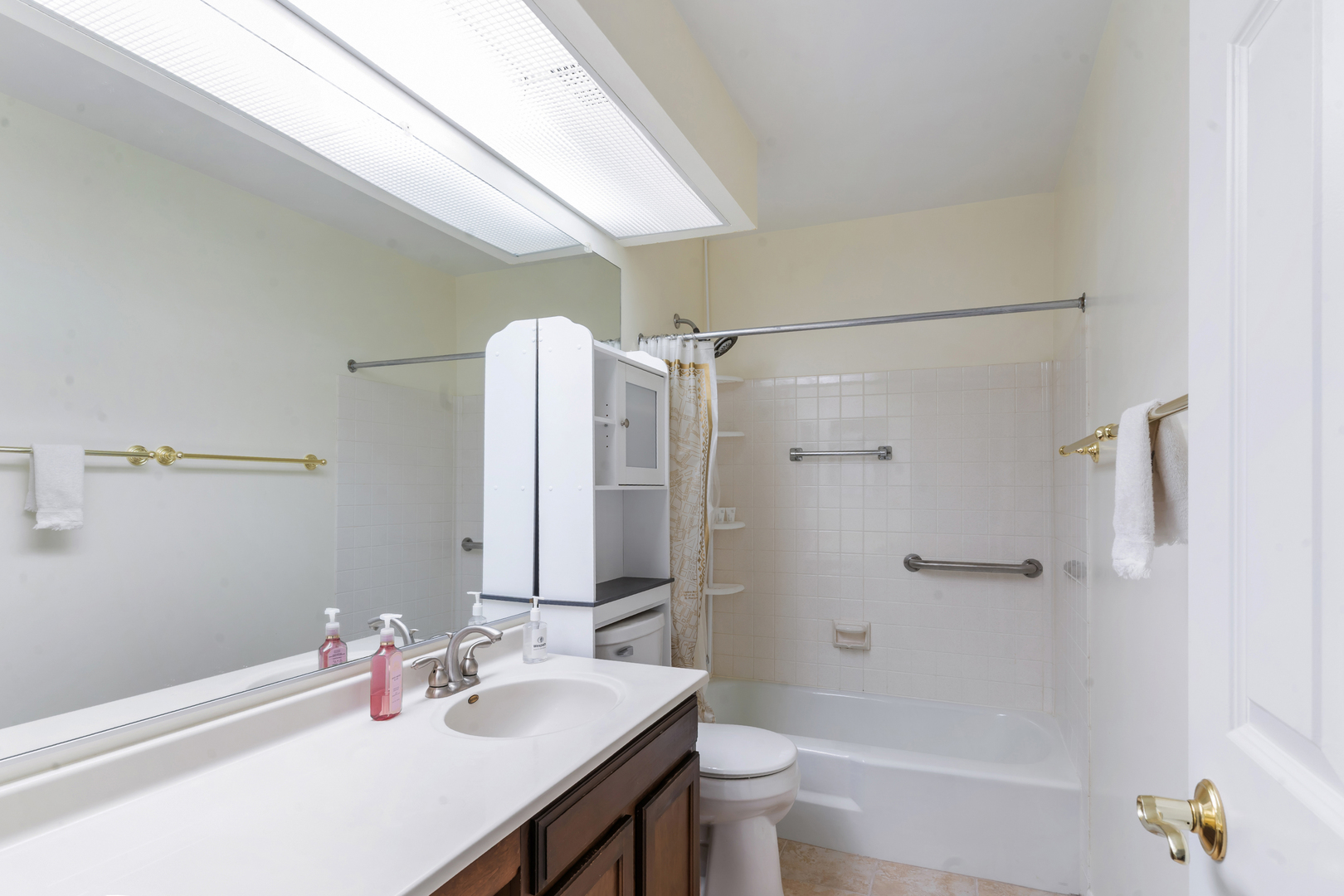 945 E Kenilworth Avenue #429, Palatine, IL 60074
