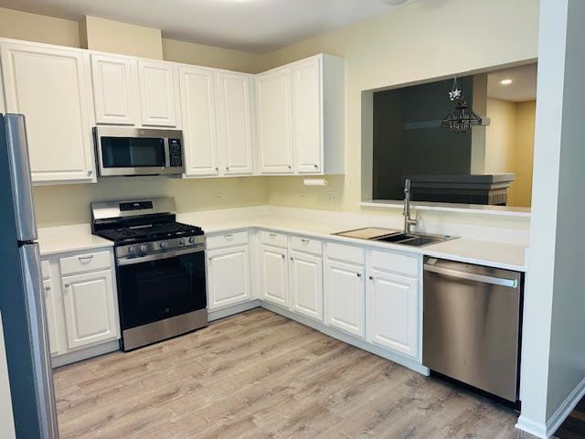 164 Lucerne Court, Wheeling, IL 60090