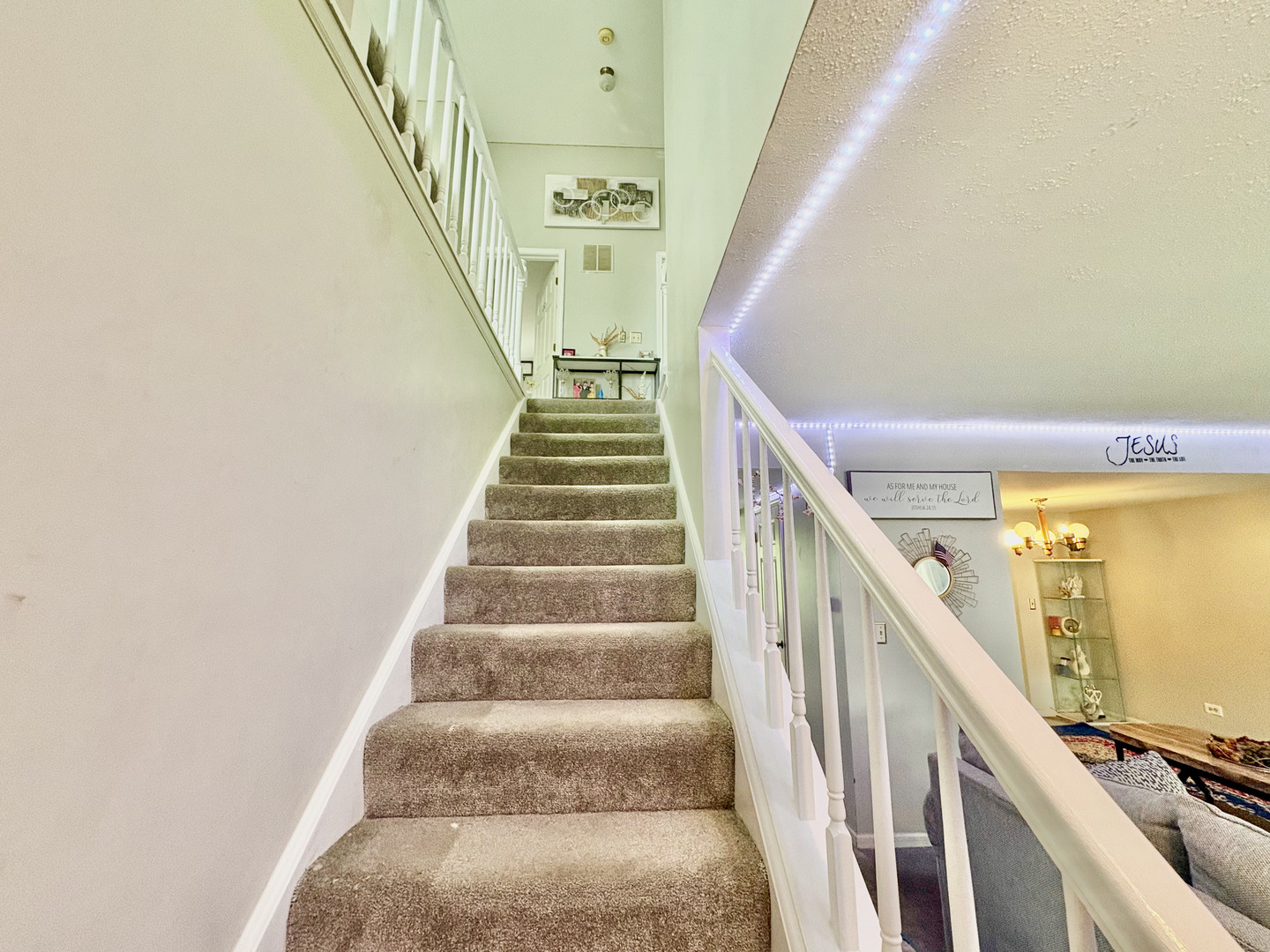 1463 Harvard Court, Carol Stream, IL 60188