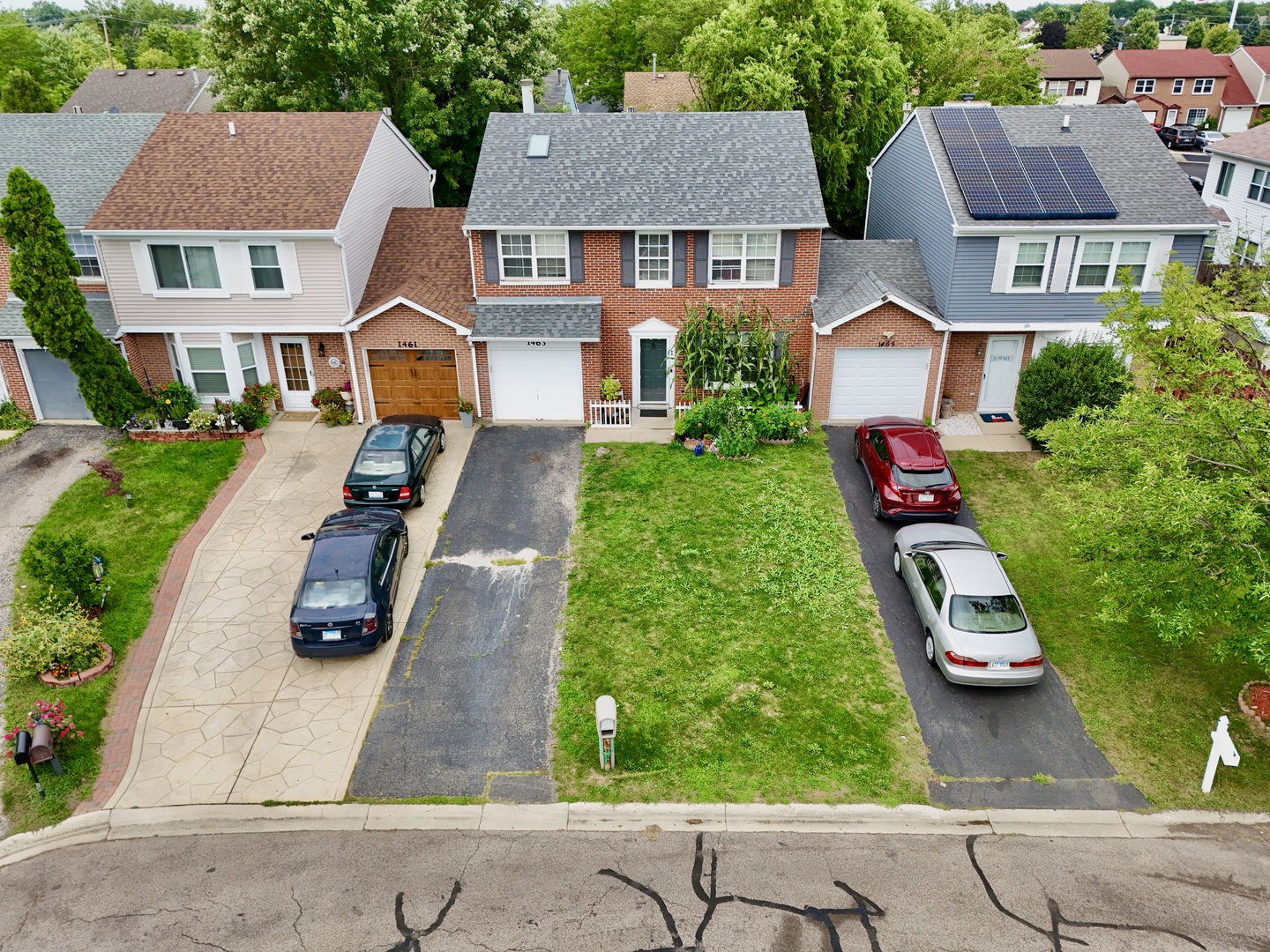 1463 Harvard Court, Carol Stream, IL 60188
