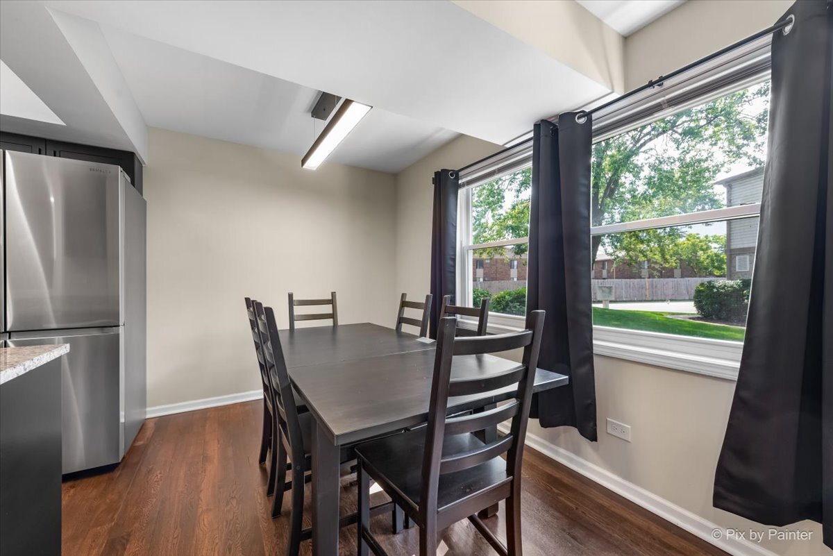 2097 N Ginger Creek Drive, Palatine, IL 60074