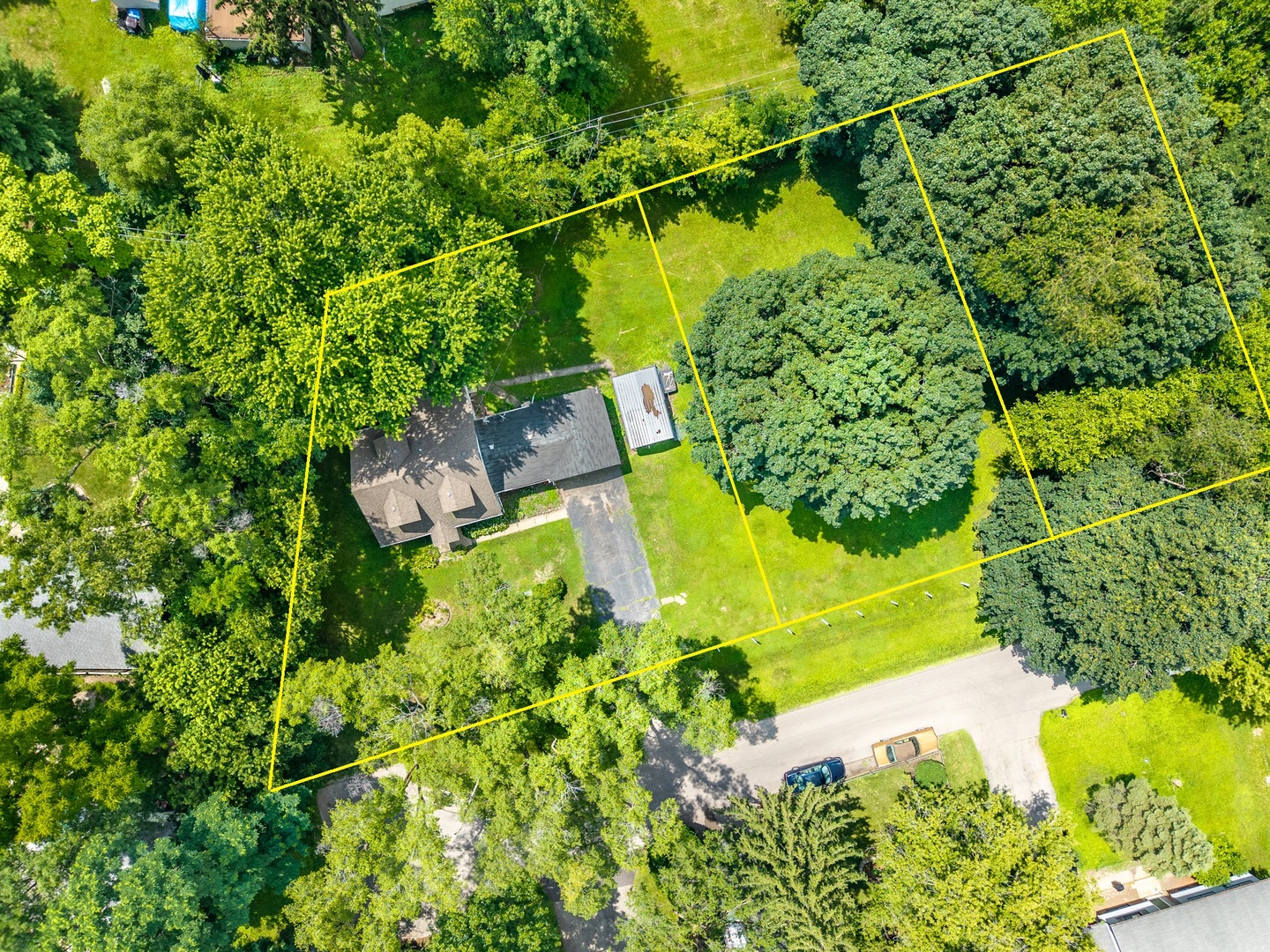 2603 Henzada Avenue, McHenry, IL 60050