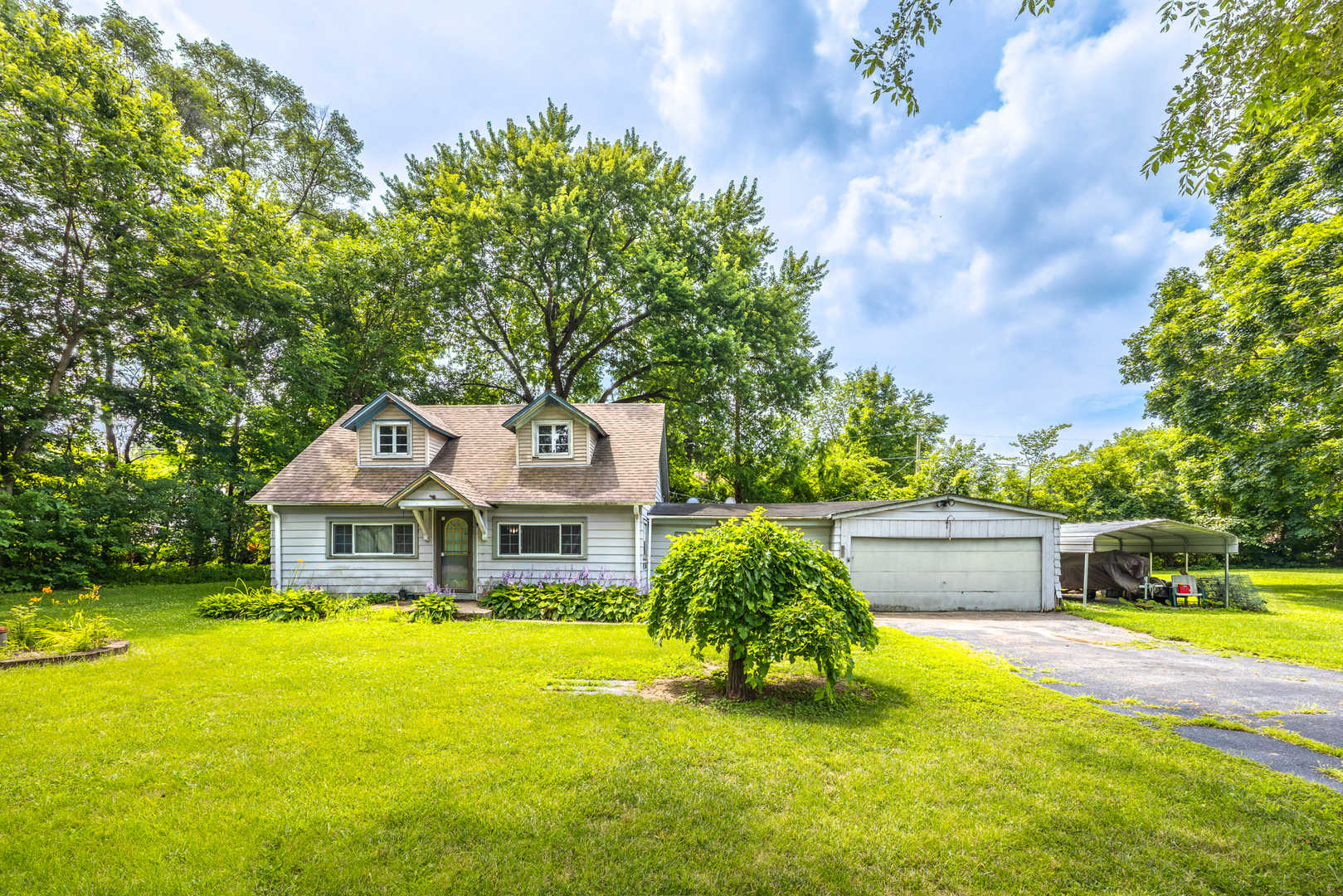 2603 Henzada Avenue, McHenry, IL 60050