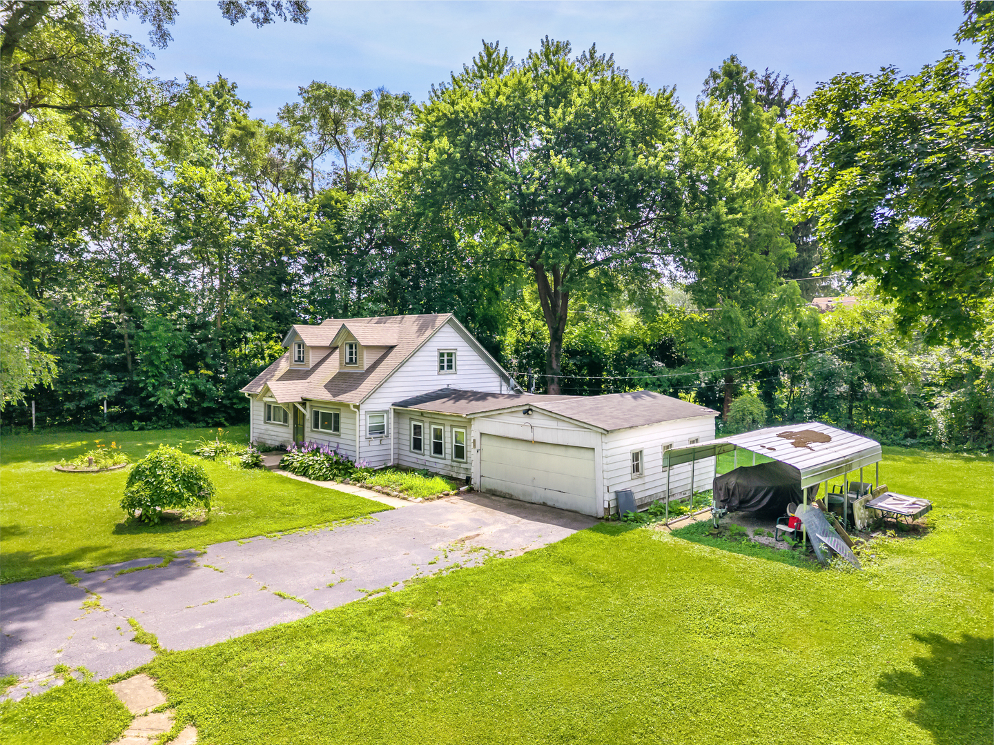 2603 Henzada Avenue, McHenry, IL 60050