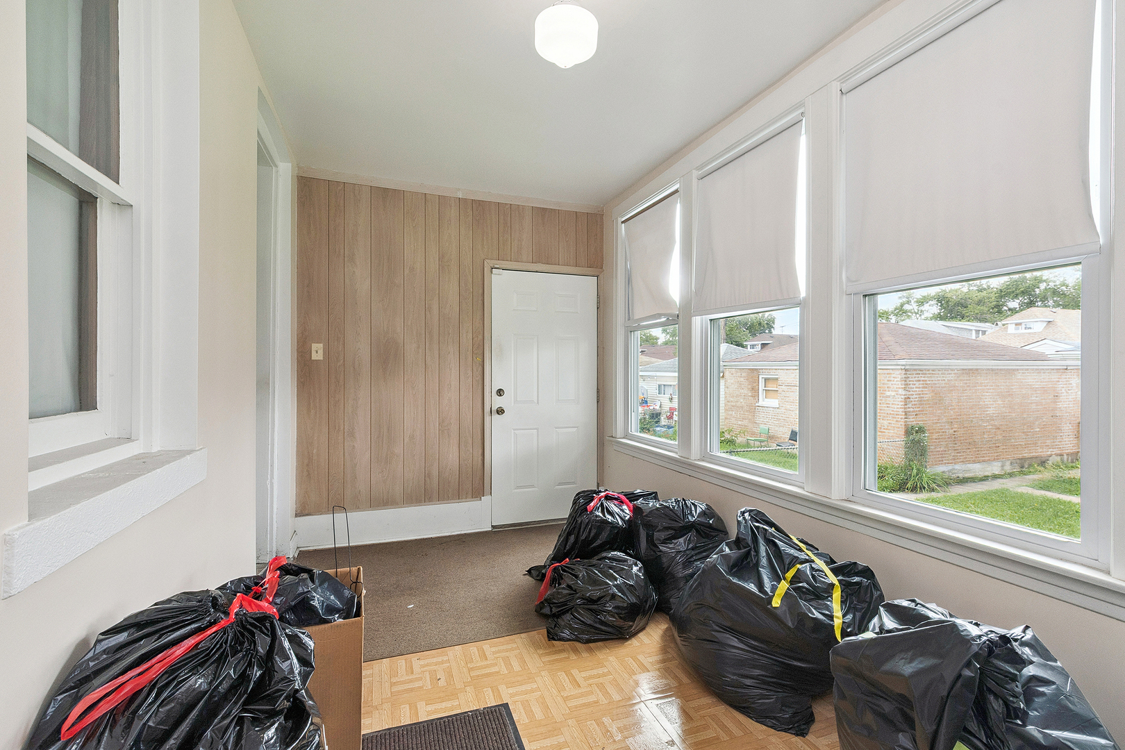 5740 S Trumbull Avenue, Chicago, IL 60629