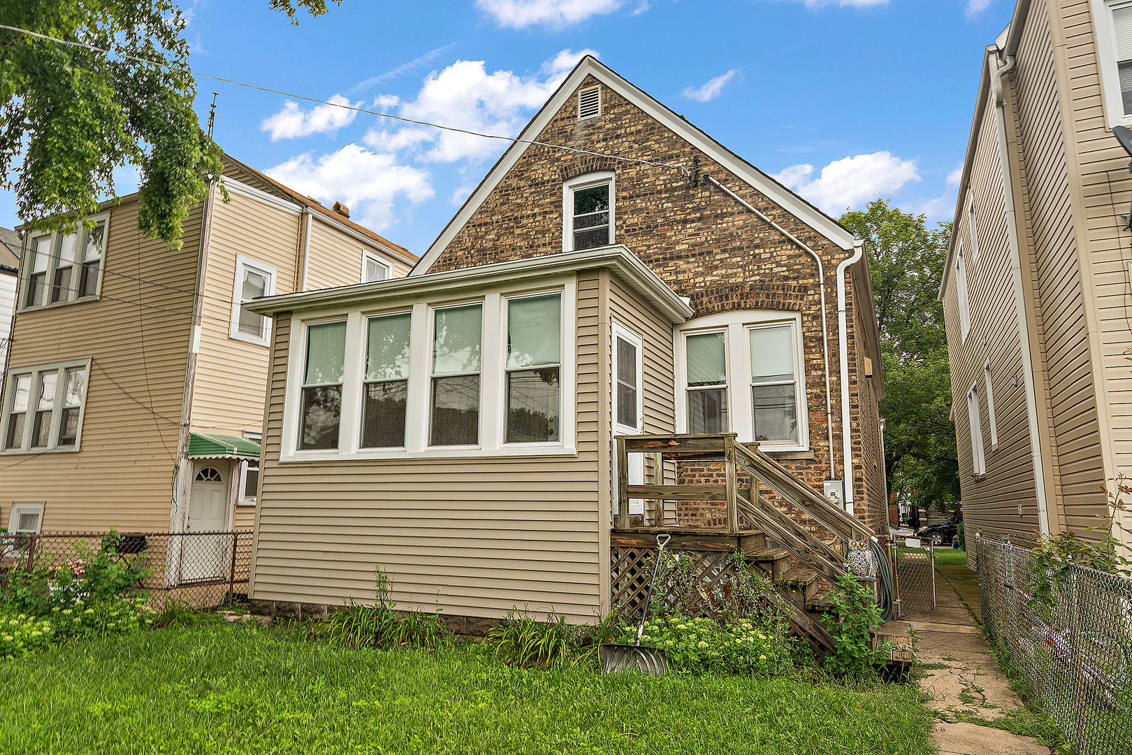 5740 S Trumbull Avenue, Chicago, IL 60629