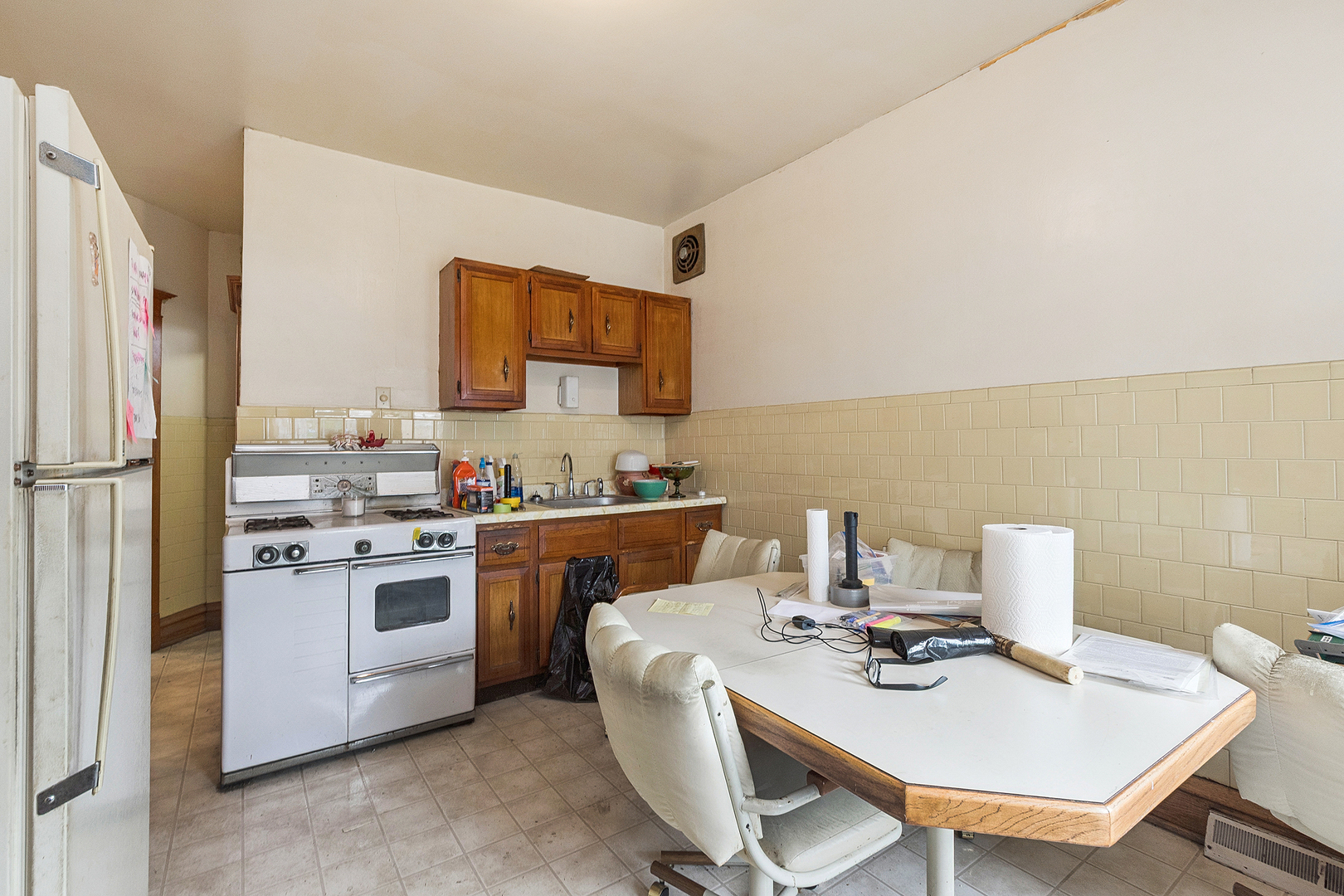 5740 S Trumbull Avenue, Chicago, IL 60629