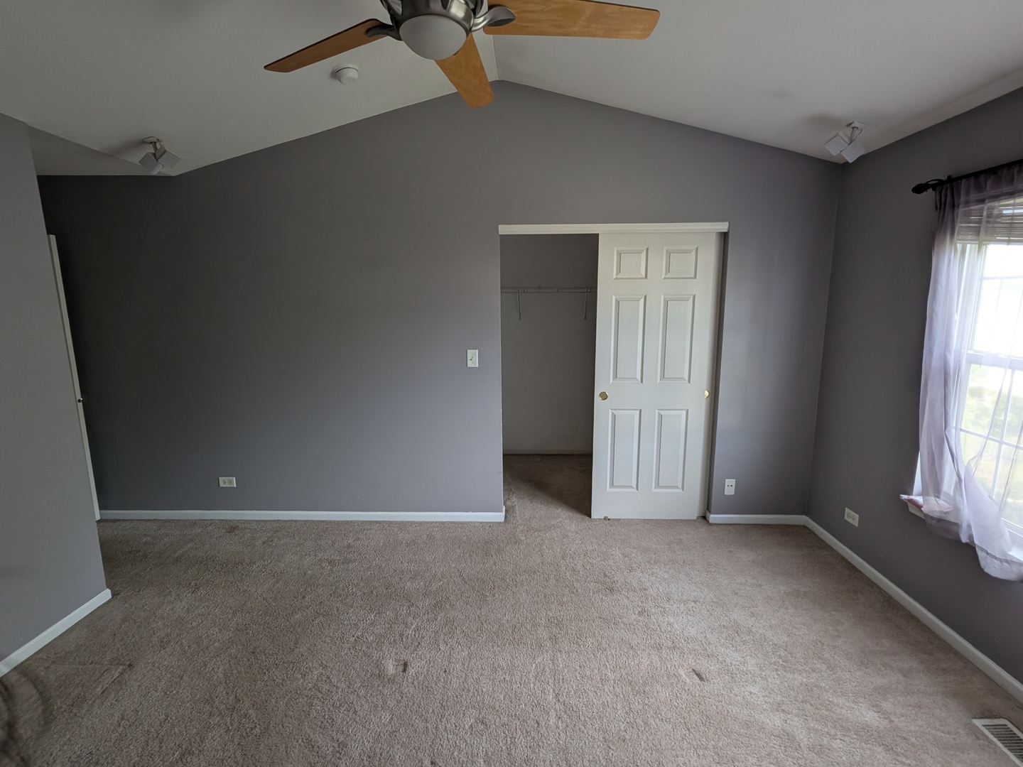 2365 Overlook Court, Naperville, IL 60563