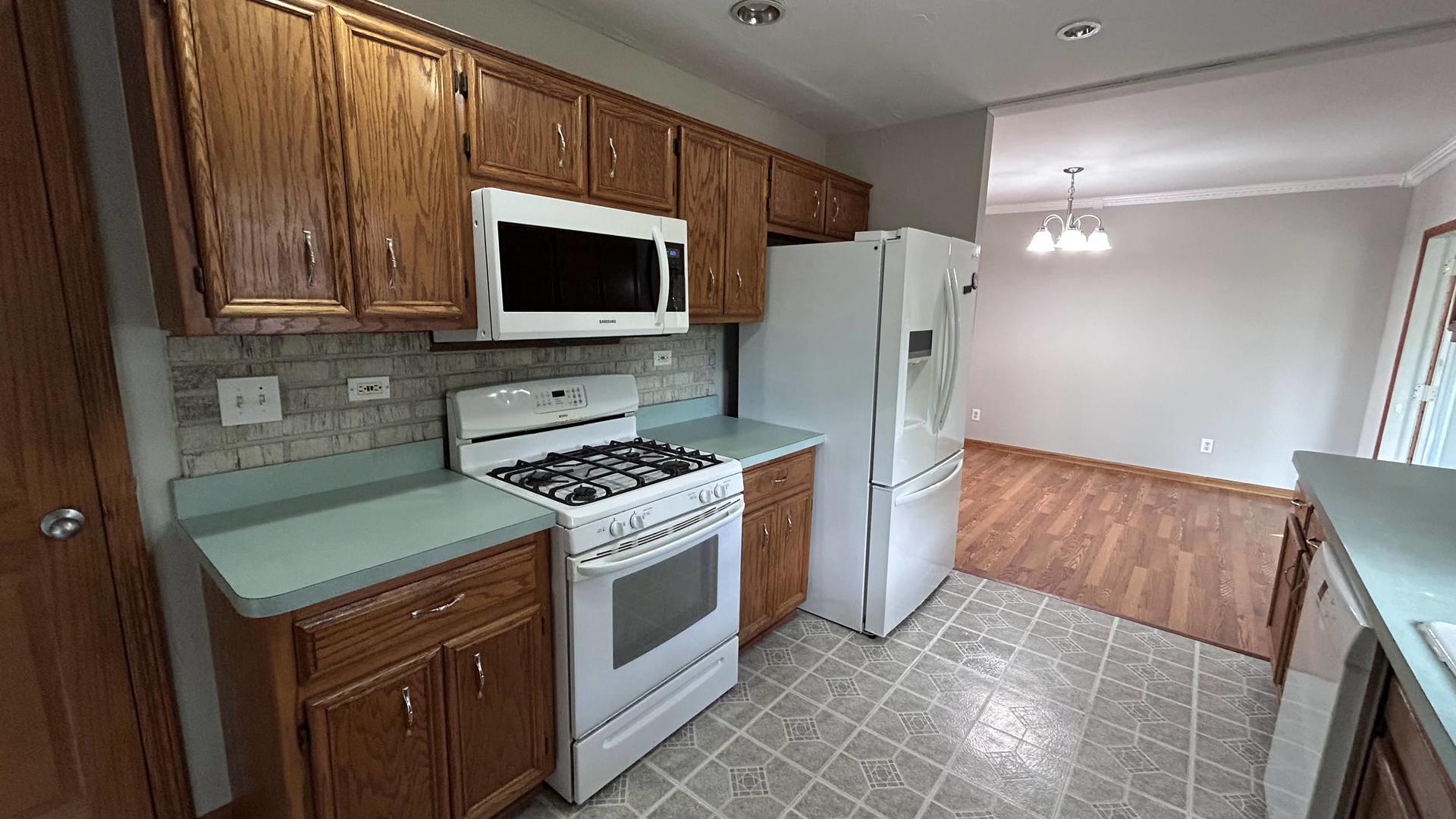 745 Longlane Road, New Lenox, IL 60451