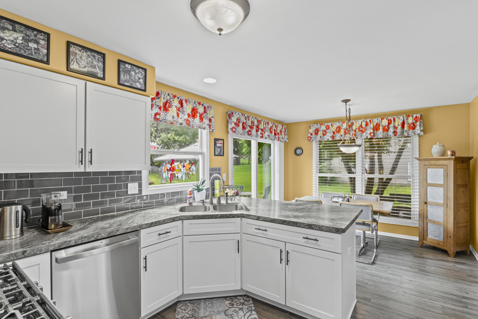 135 Arquilla Drive, Algonquin, IL 60102