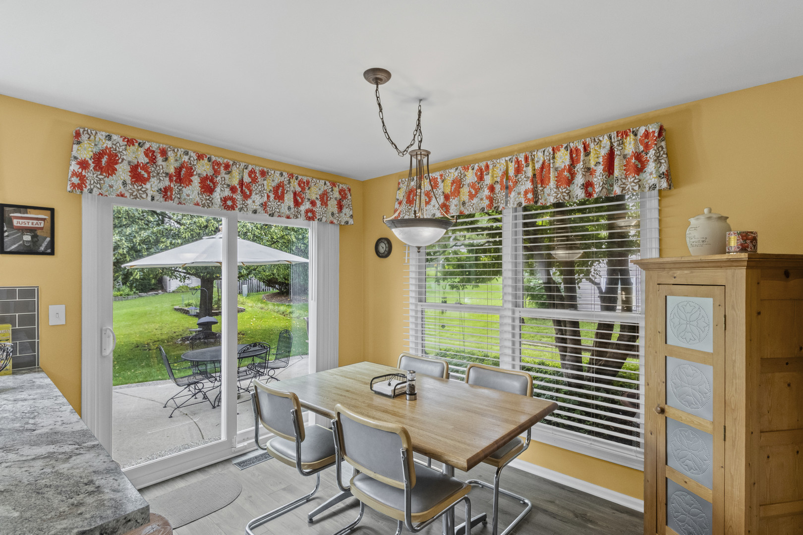 135 Arquilla Drive, Algonquin, IL 60102