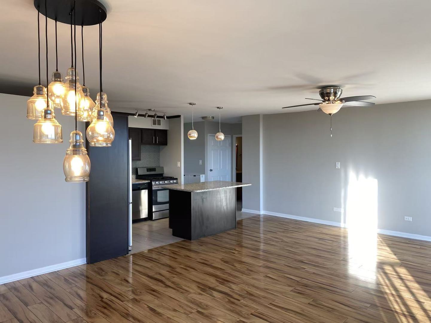 20 N Tower Road #9D, Oak Brook, IL 60523