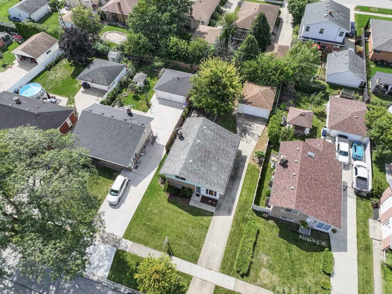 702 N Pine Street, Mount Prospect, IL 60056