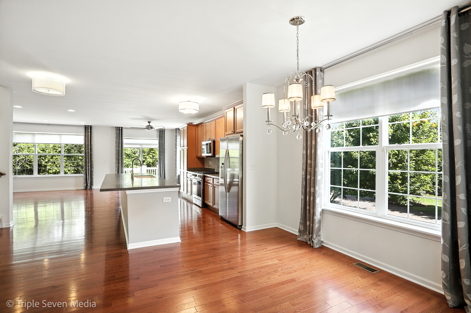 1884 Glenwood Circle #B, Sugar Grove, IL 60554