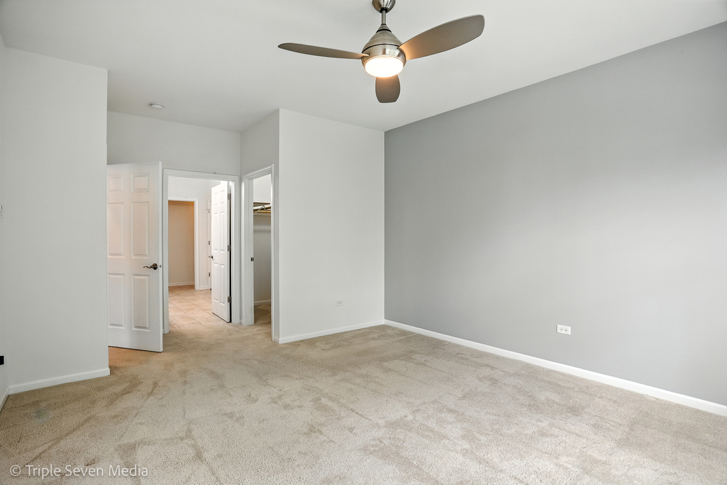 1884 Glenwood Circle #B, Sugar Grove, IL 60554