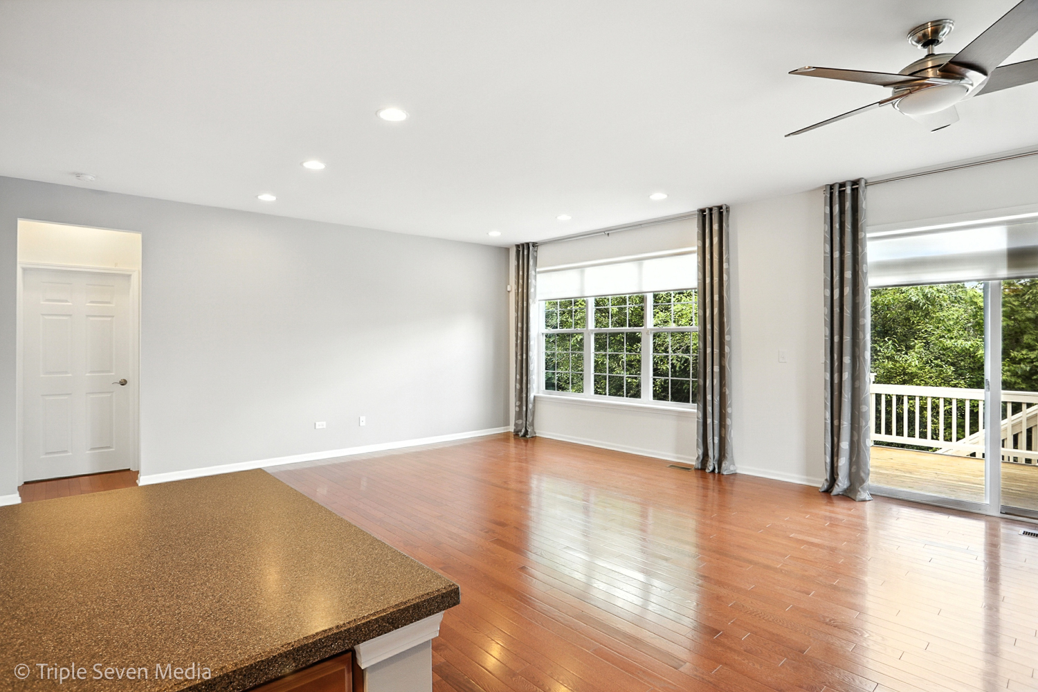 1884 Glenwood Circle #B, Sugar Grove, IL 60554
