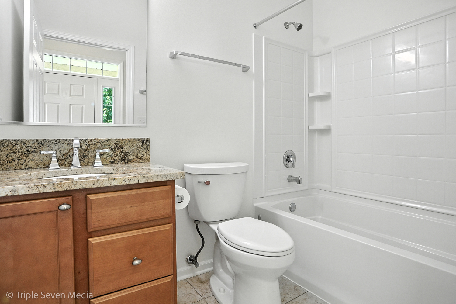 1884 Glenwood Circle #B, Sugar Grove, IL 60554