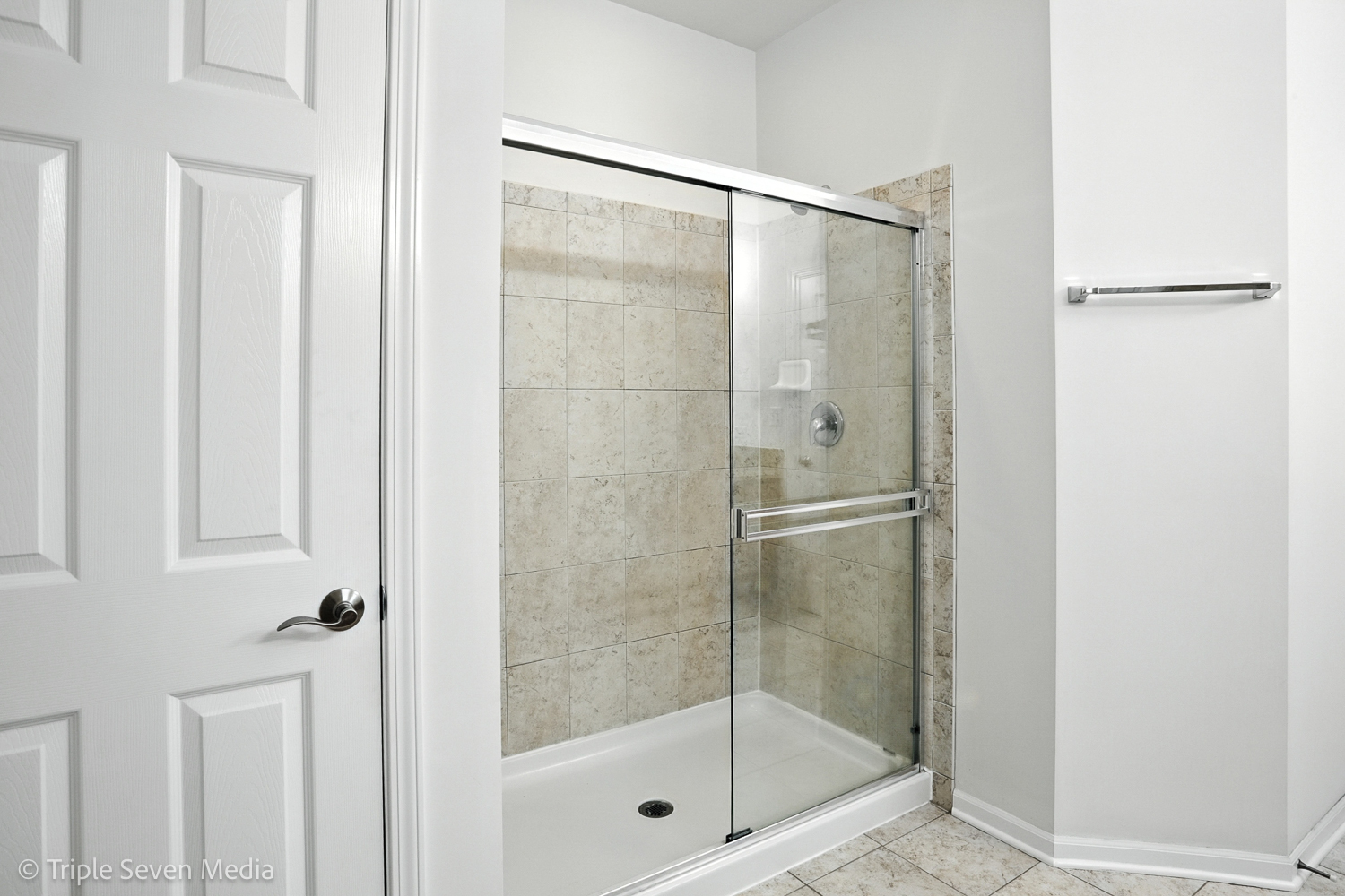 1884 Glenwood Circle #B, Sugar Grove, IL 60554