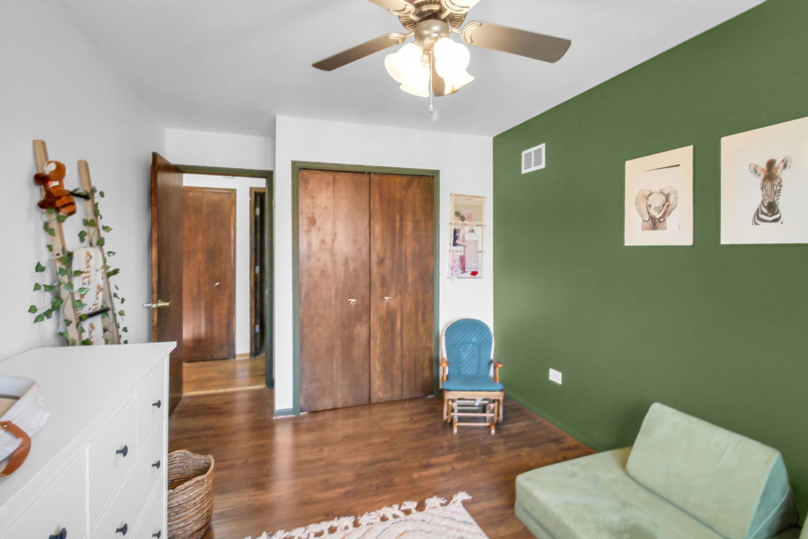 8546 W 95th Street, Hickory Hills, IL 60457