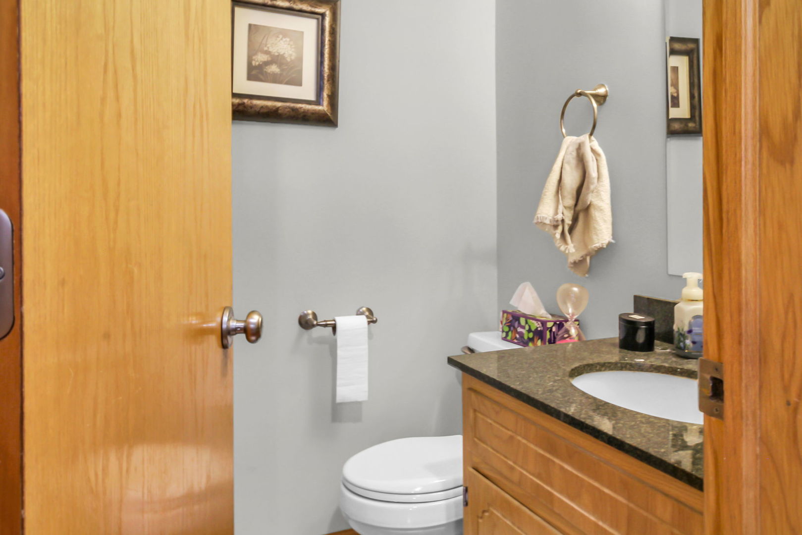 8546 W 95th Street, Hickory Hills, IL 60457