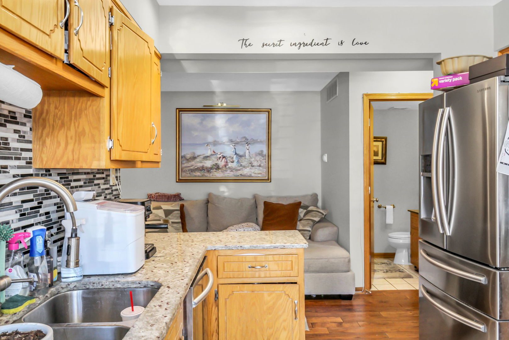 8546 W 95th Street, Hickory Hills, IL 60457
