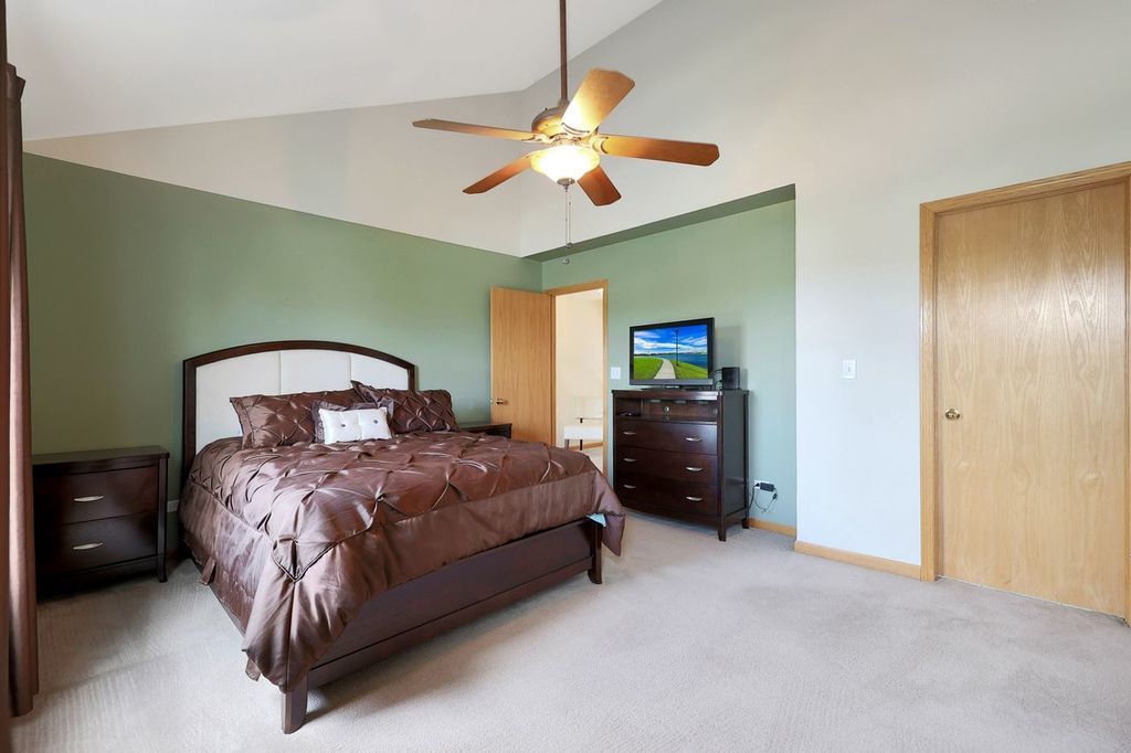 2031 Dawn Lane, Zion, IL 60099