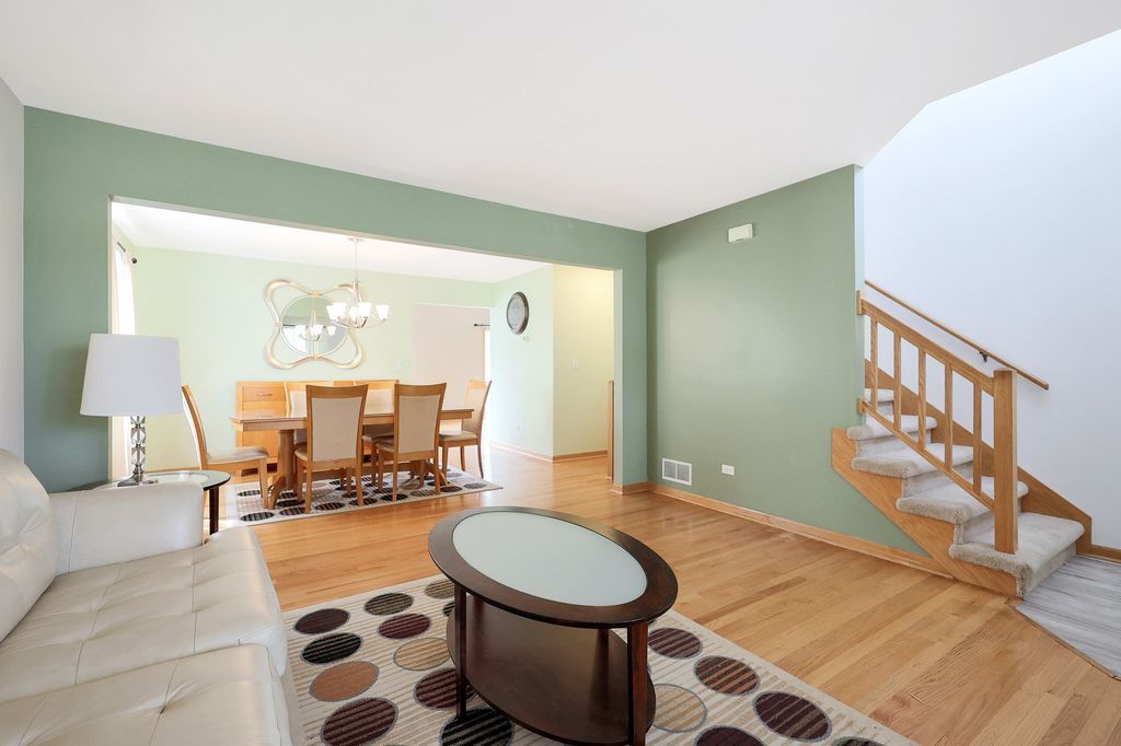 2031 Dawn Lane, Zion, IL 60099