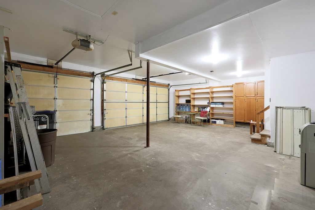 2031 Dawn Lane, Zion, IL 60099