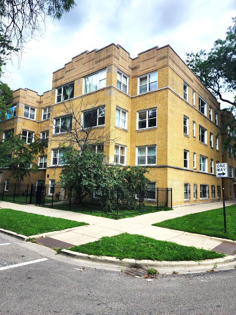 4901 N Avers Avenue #2, Chicago, IL 60625