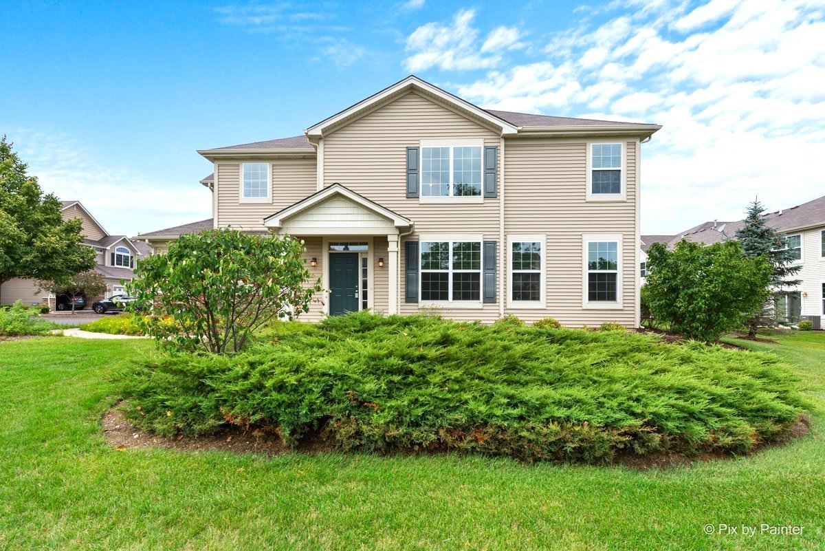 410 S Jade Lane, Round Lake, IL 60073